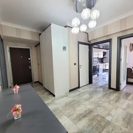 Heartwarming 3-br W Wi-fi5acsplayground アパート イスタンブール