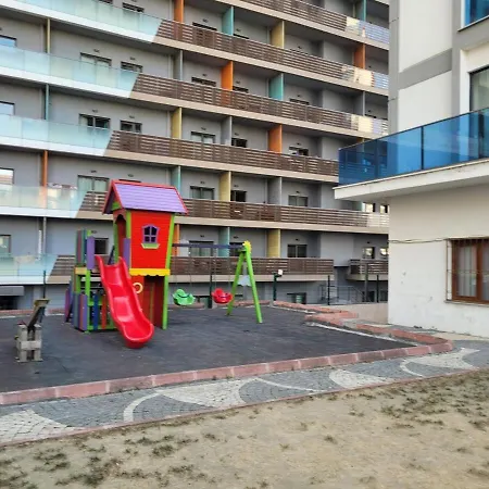 Heartwarming 3-br W Wi-fi5acsplayground *